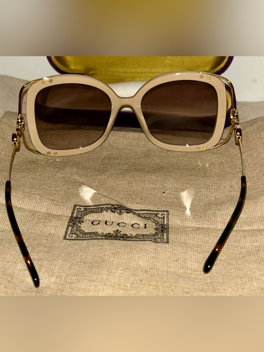 GUCCI NEW
Acetate Horsebit Square Frame
Sunglasses GG1021S Pink Tortoise - Picture 8 of 11